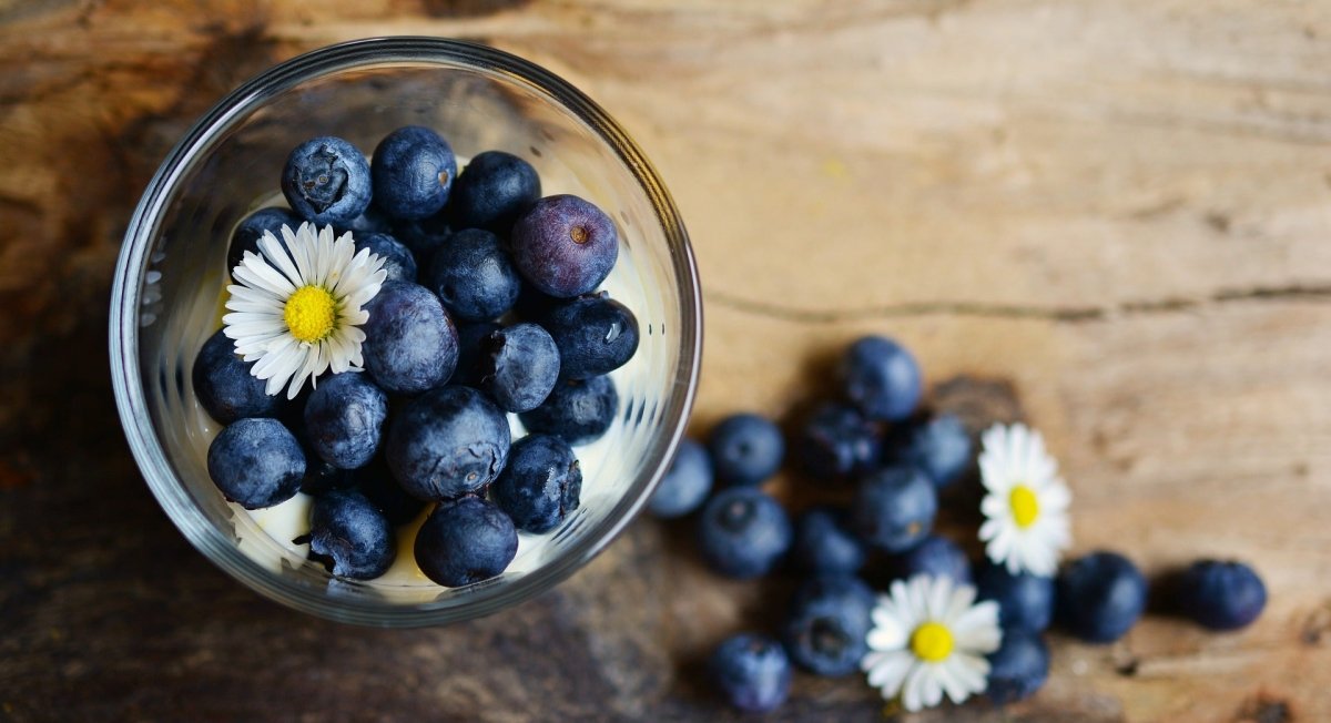 9 aliments à avoir chez soi pour la pousse des cheveux - In Haircare